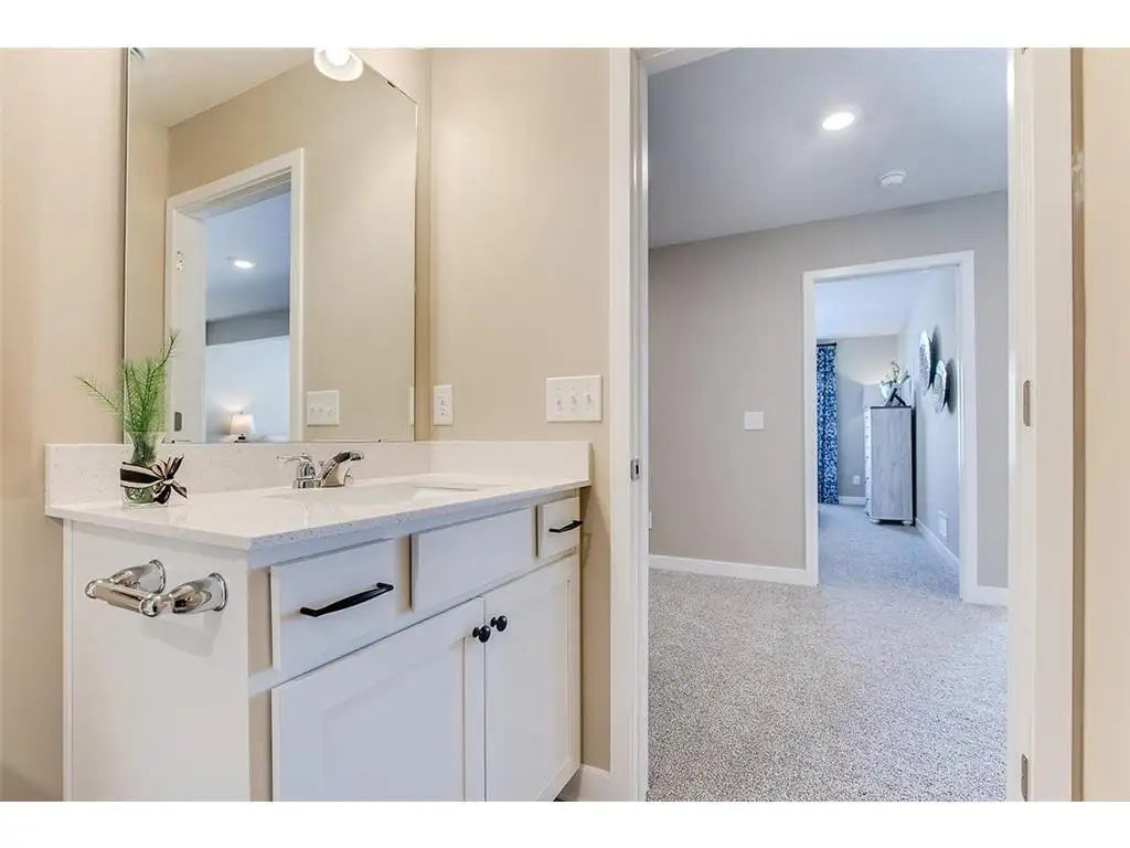 5179 Mustang Court, Woodbury, MN 55129