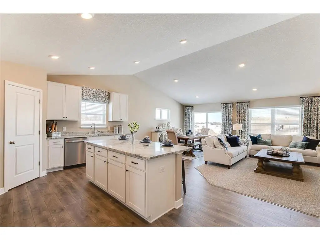 5179 Mustang Court, Woodbury, MN 55129