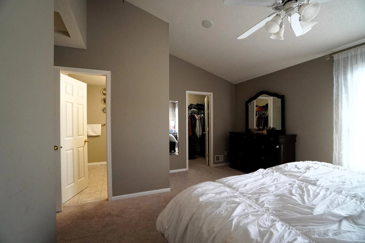 1643 Crossings Boulevard, Shakopee, MN 55379