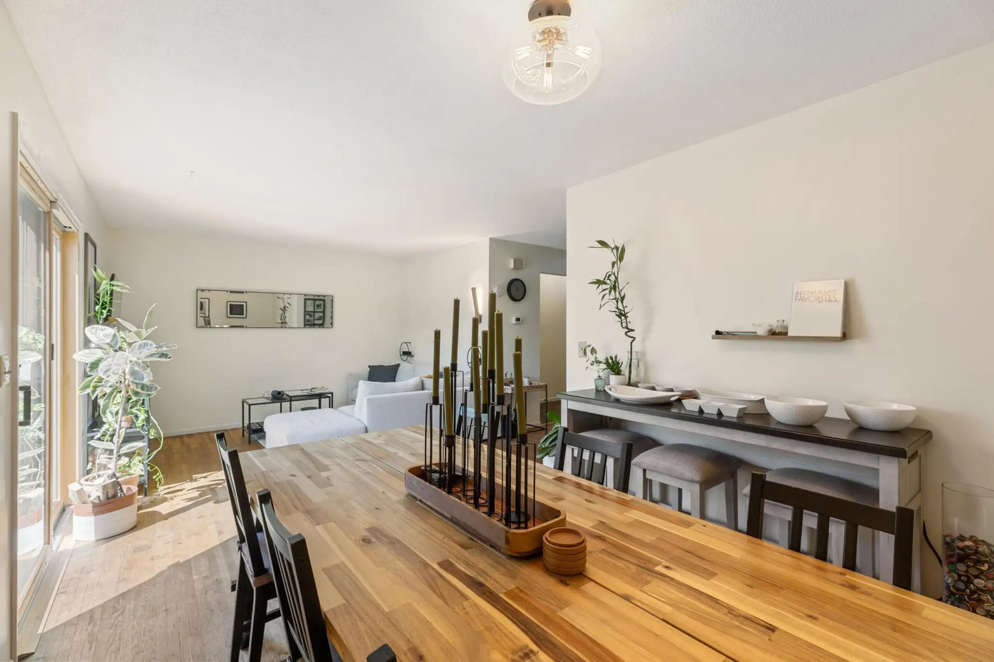 358 44th Street, Minneapolis, MN 55409