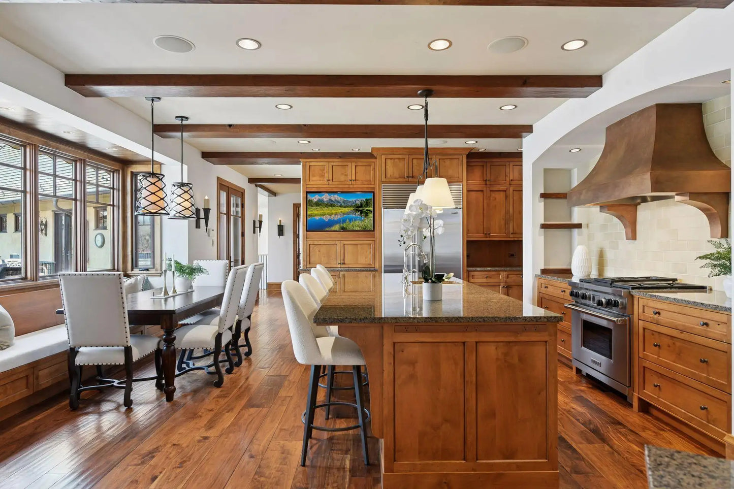 12535 Beach Circle, Eden Prairie, MN 55344