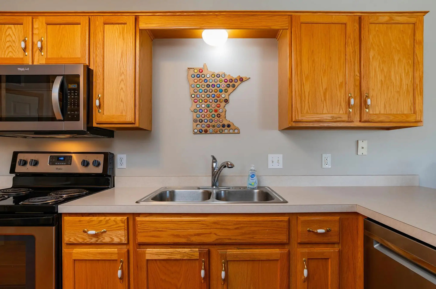 8690 Quarry Ridge Lane, Woodbury, MN 55125