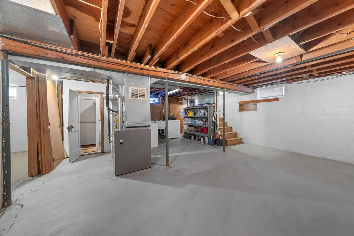 305 Dunn Avenue, Hinckley, MN 55037