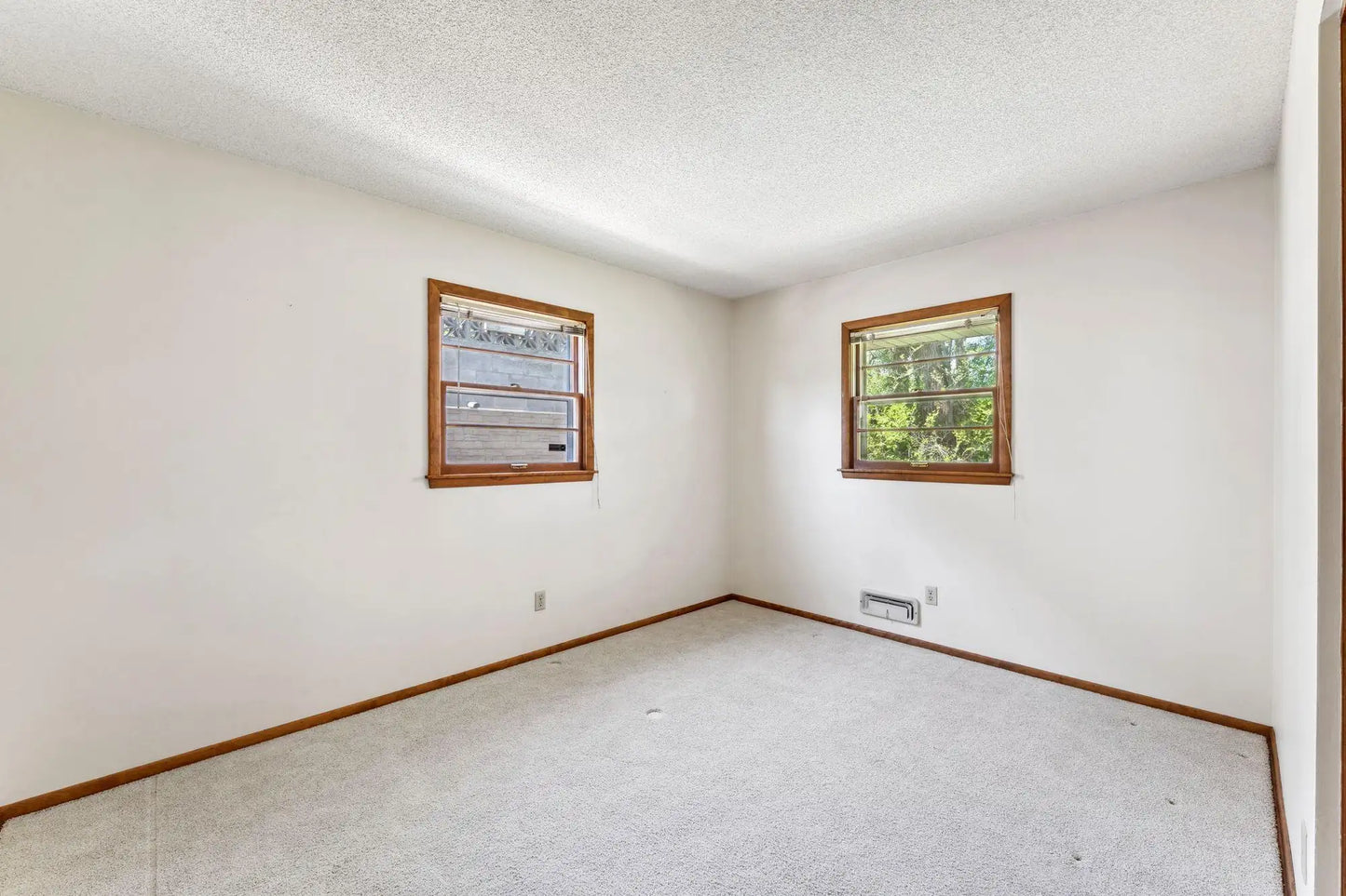 6612 41st Place, Crystal, MN 55427