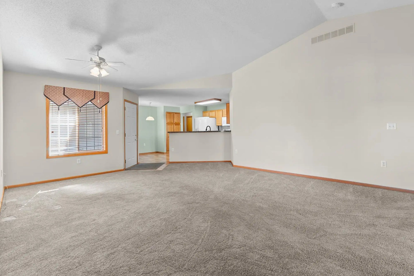 6117 150th Street, Hugo, MN 55038
