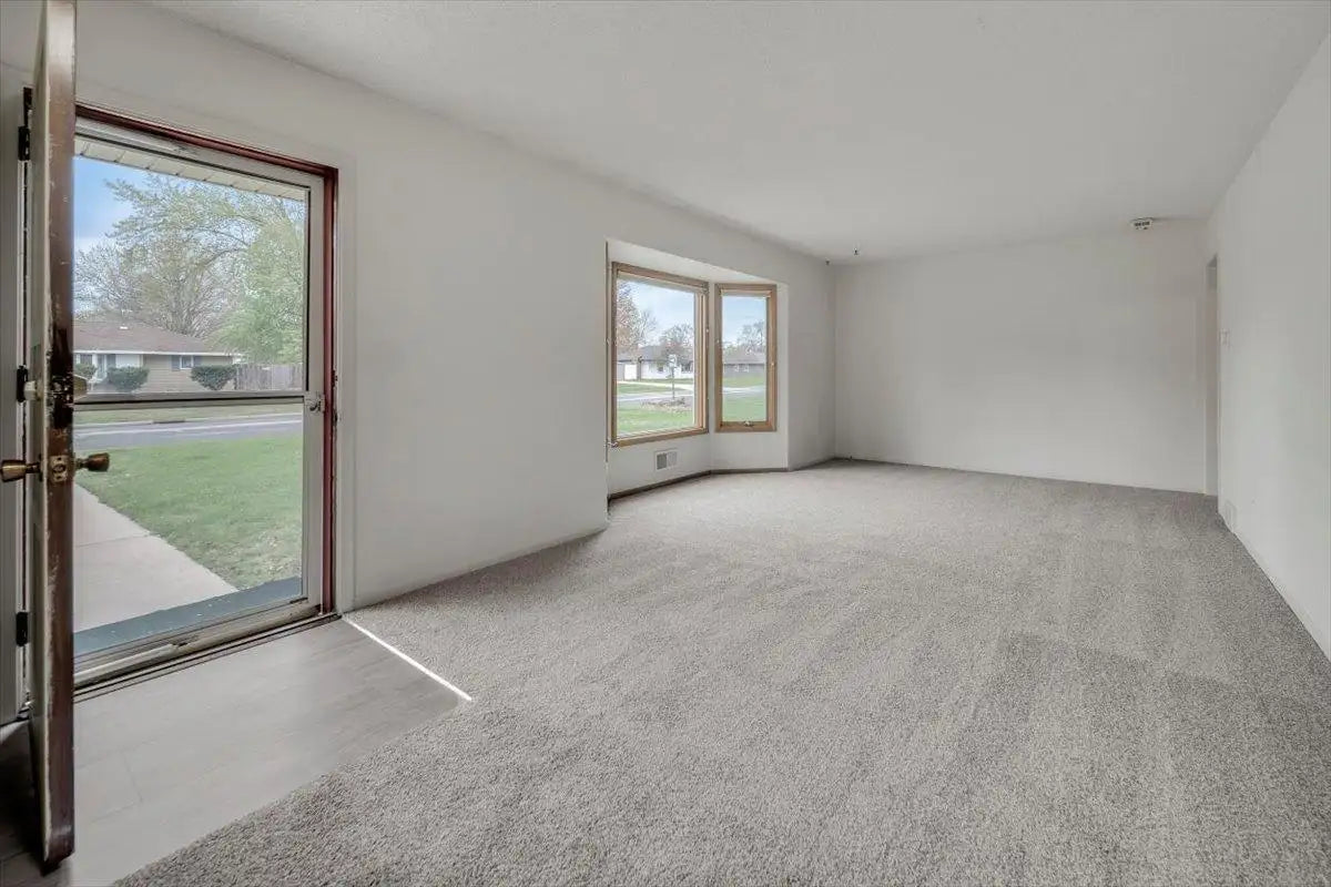 8800 Chicago Avenue, Bloomington, MN 55420