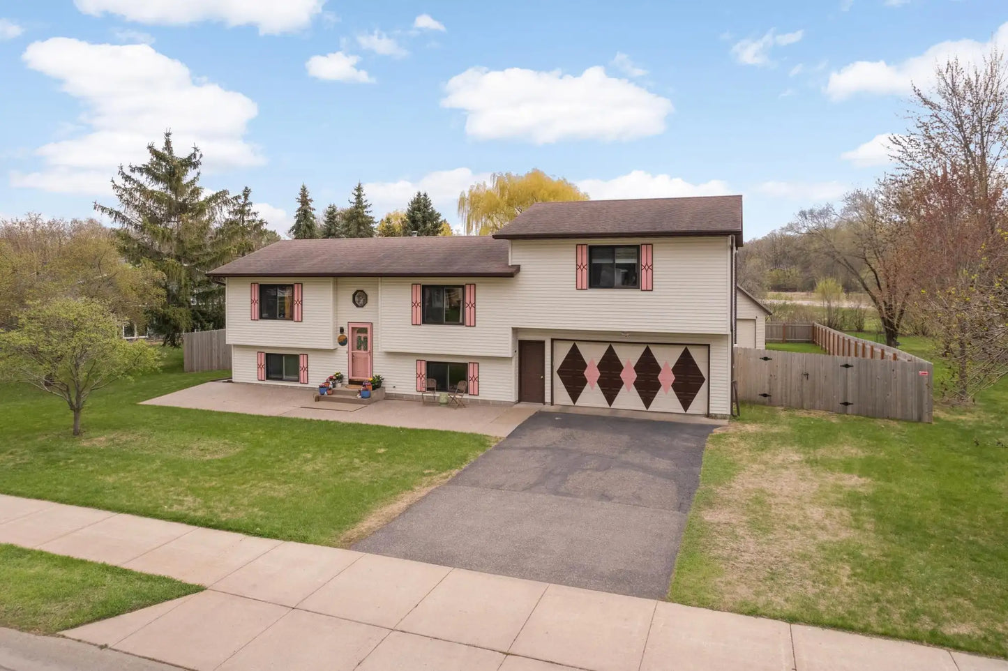 1602 River Street, Monticello, MN 55362