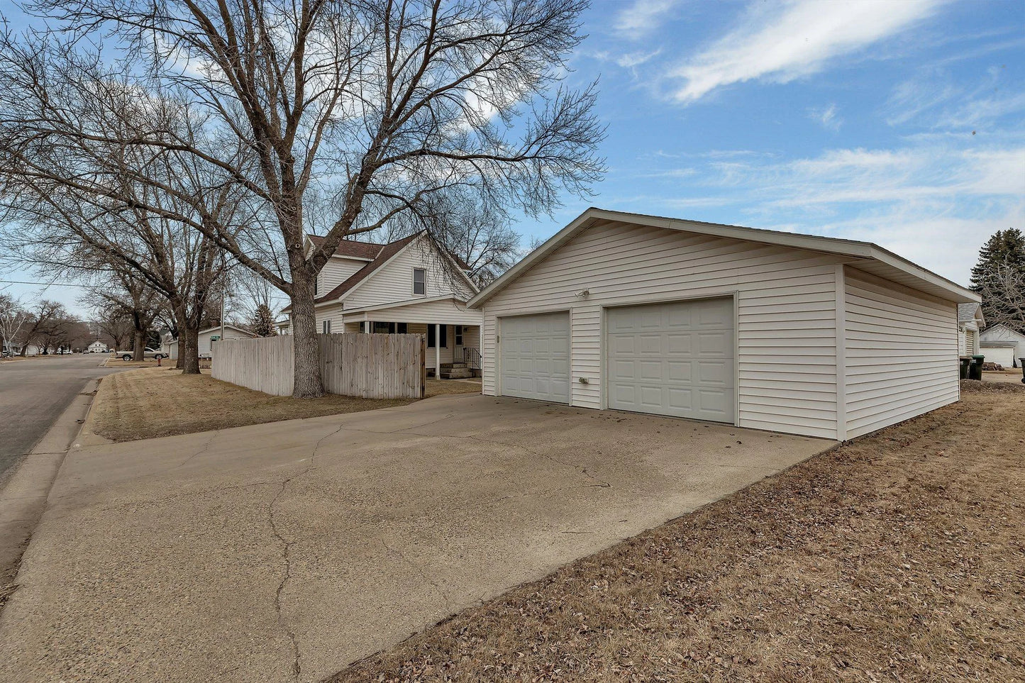 126 2nd Street, Melrose, MN 56352