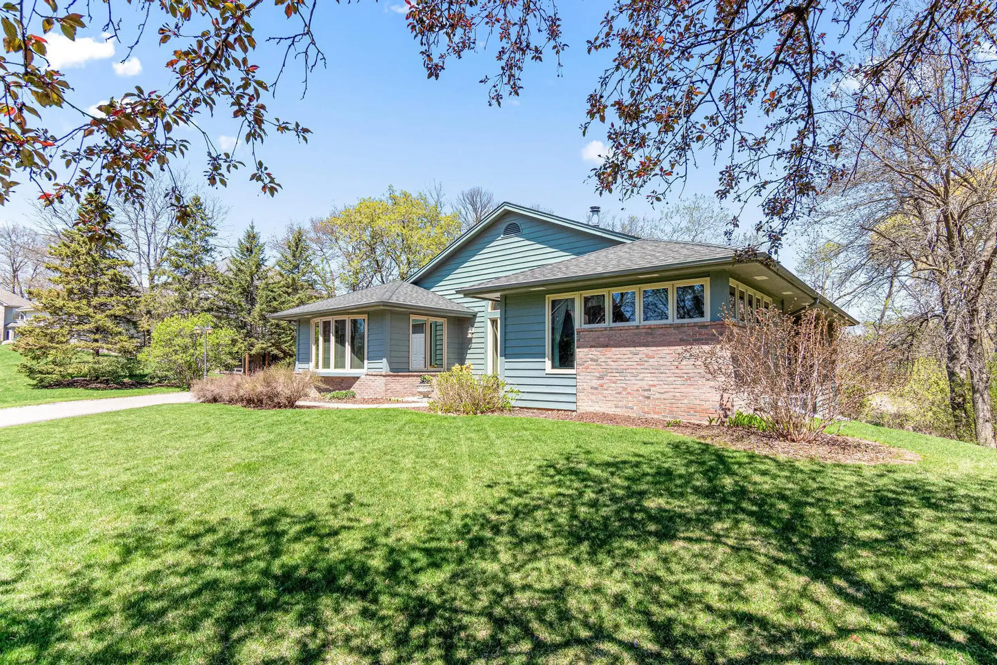 15088 65th Place, Maple Grove, MN 55311