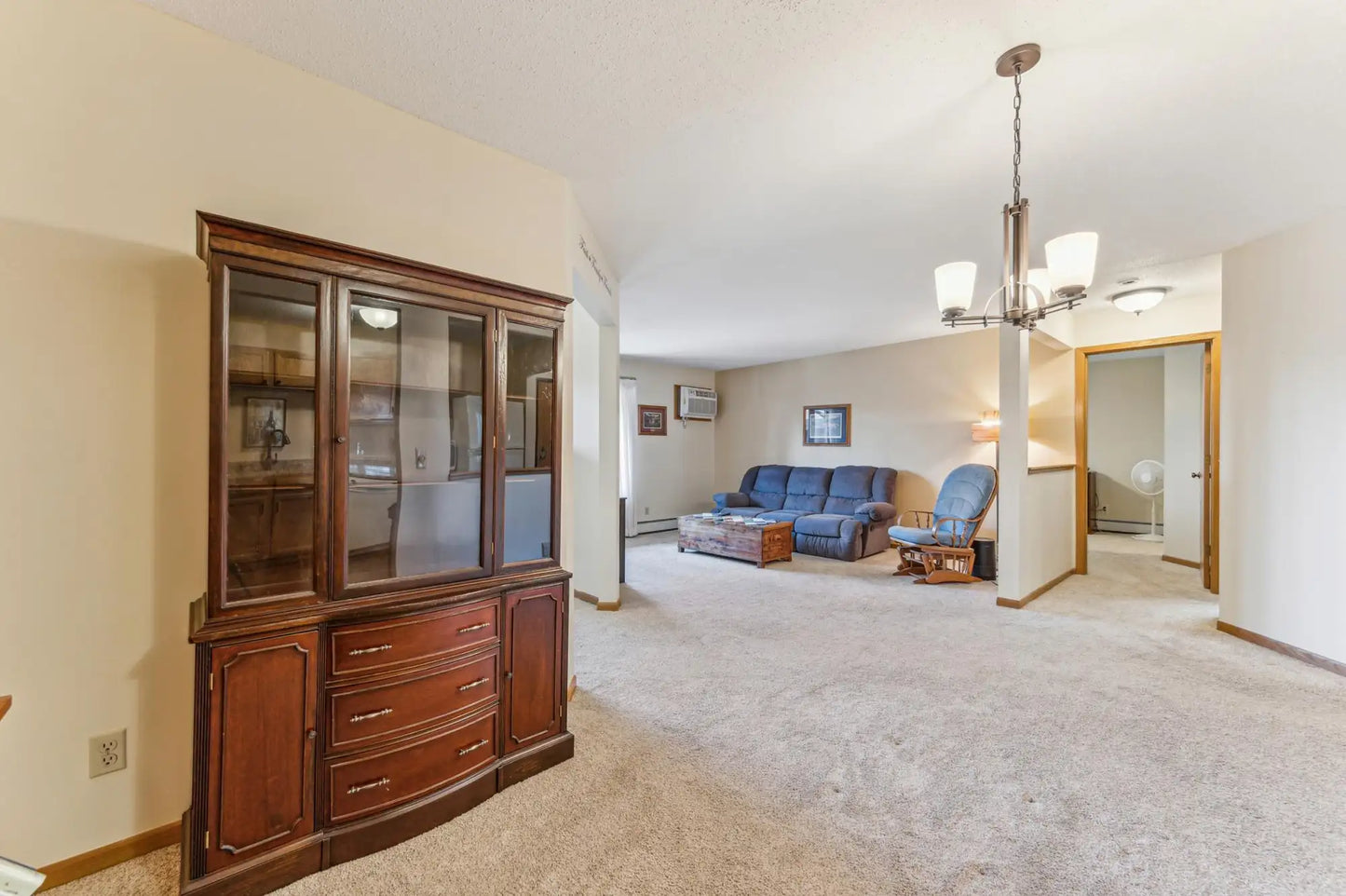8031 Xerxes Avenue, Bloomington, MN 55431