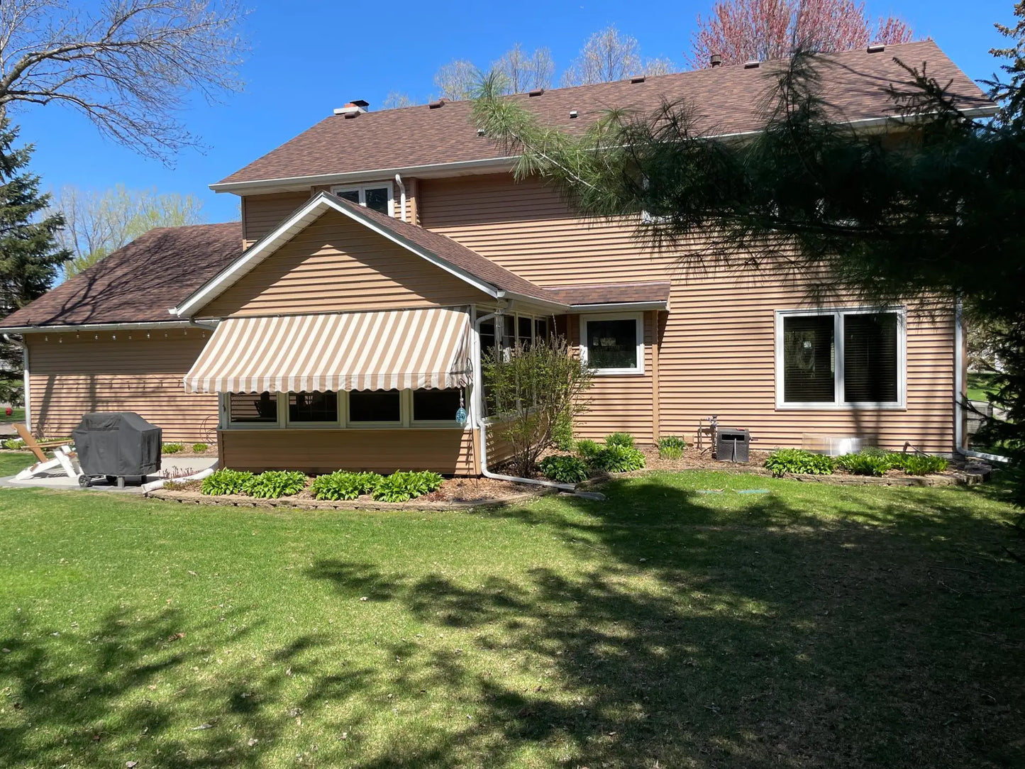 2470 Leyland Trail, Woodbury, MN 55125