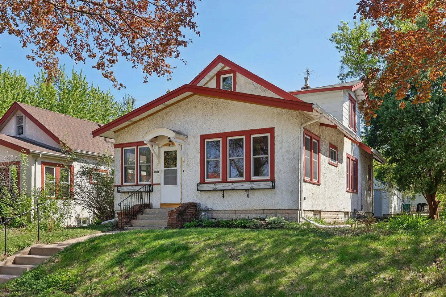 242 Curtice Street, West Saint Paul, MN 55118