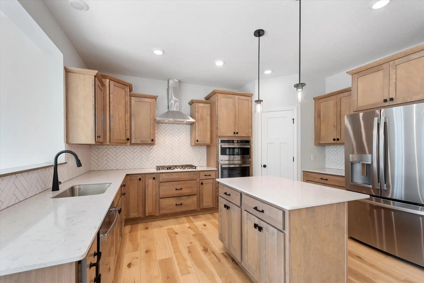 15005 Riverview Lane, Dayton, MN 55327