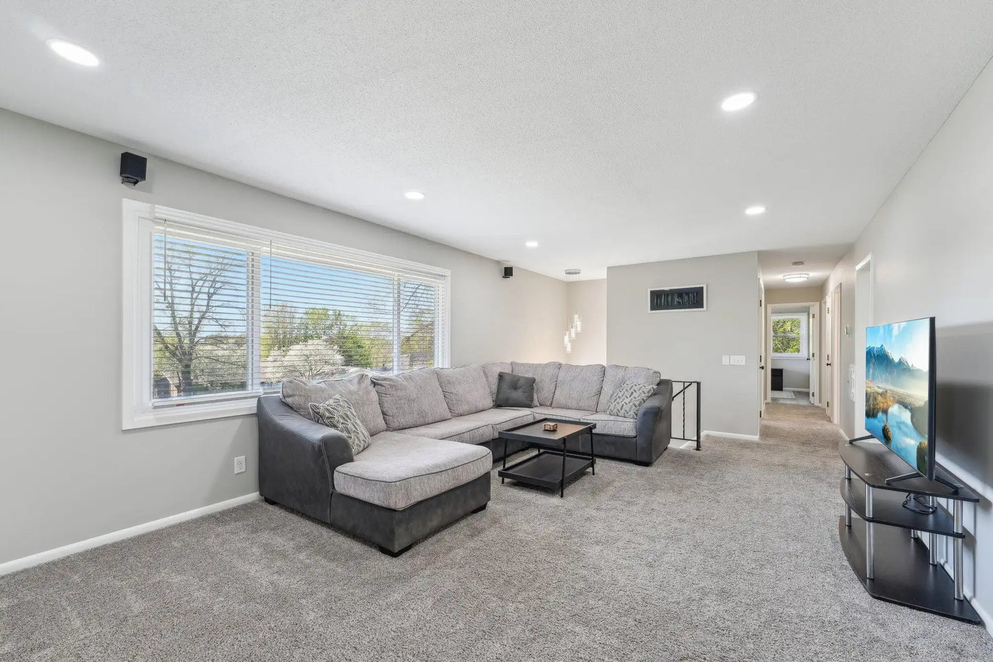 2120 Xanthus Lane, Plymouth, MN 55447