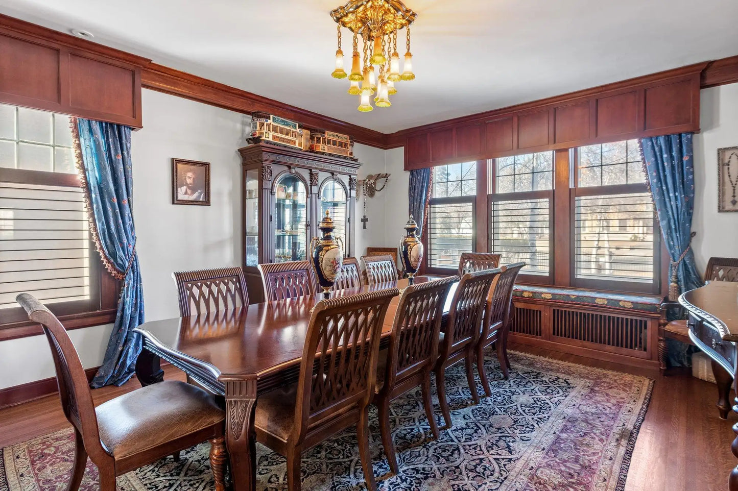 818 Summit Avenue, Saint Paul, MN 55105