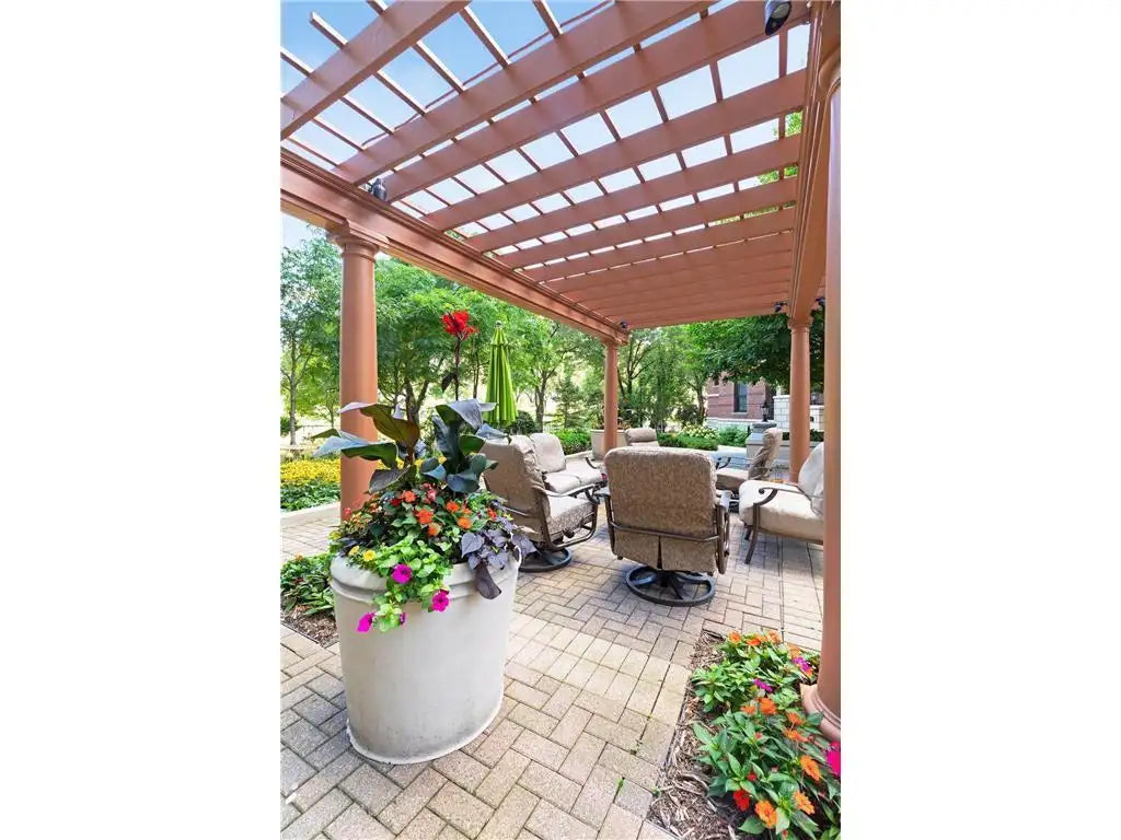 500 Grant Street, Minneapolis, MN 55404