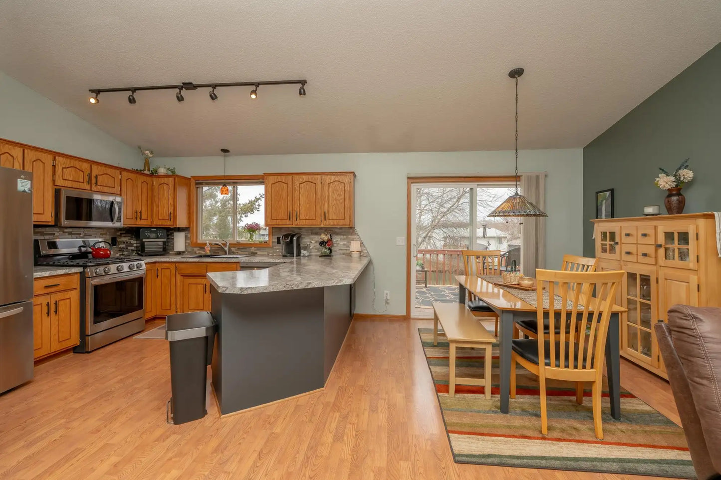 1326 Primrose Lane, Shakopee, MN 55379