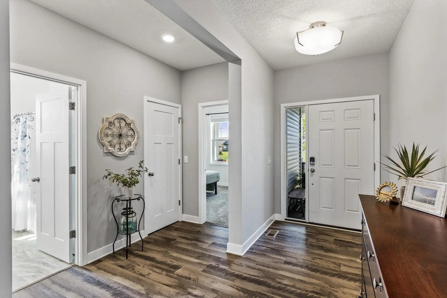 6063 Idsen Avenue, Cottage Grove, MN 55016