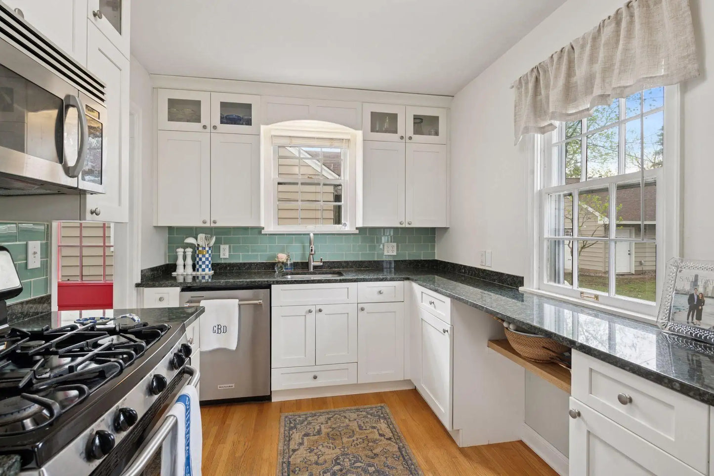 3604 Glenhurst Avenue, Saint Louis Park, MN 55416
