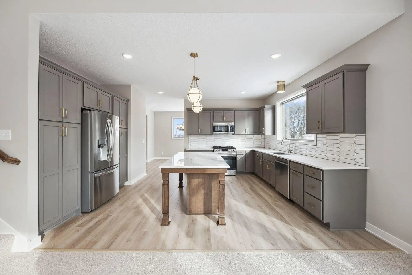 2015 Brookview Street, Shakopee, MN 55379