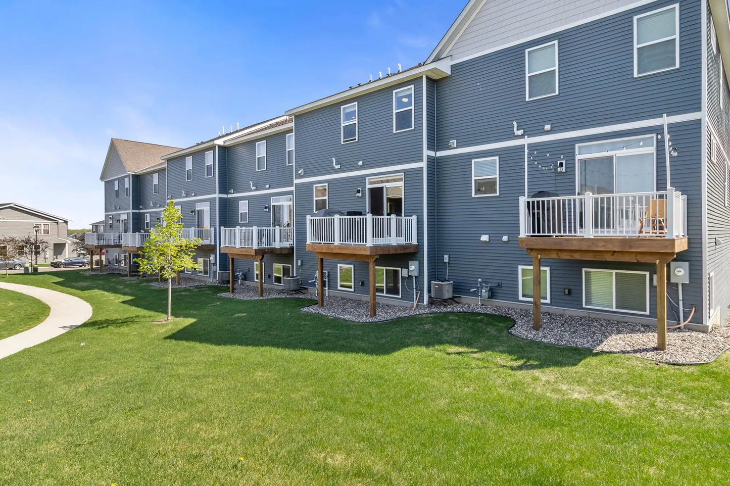8758 Granite Lane, Woodbury, MN 55129