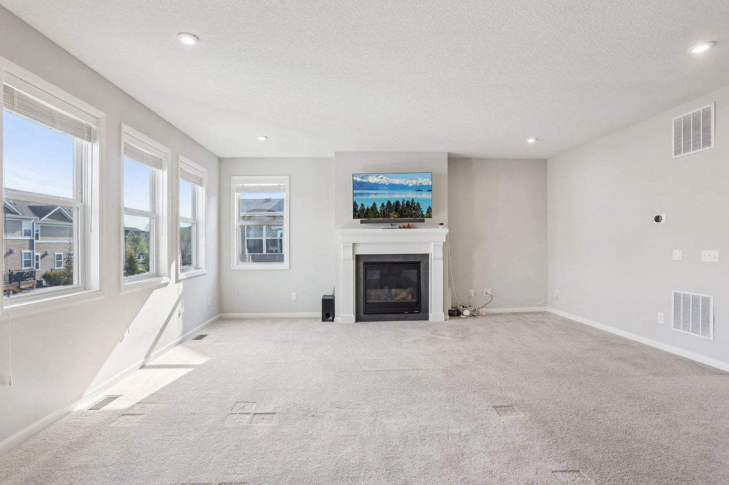4360 Schilling Way, Woodbury, MN 55129