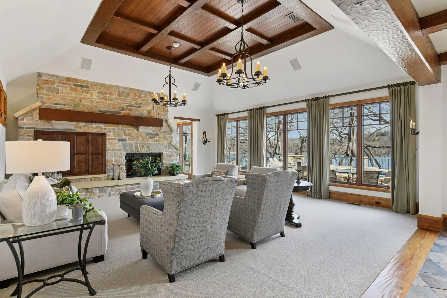 12535 Beach Circle, Eden Prairie, MN 55344