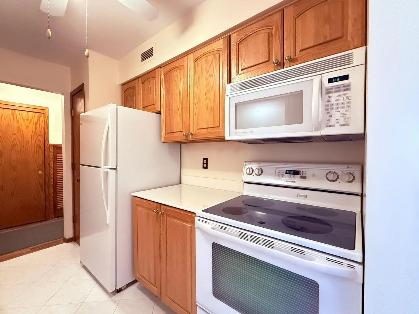 2220 Midland Grove Road, Roseville, MN 55113