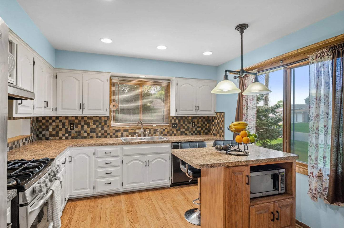 8116 Zenith Court, Brooklyn Park, MN 55443