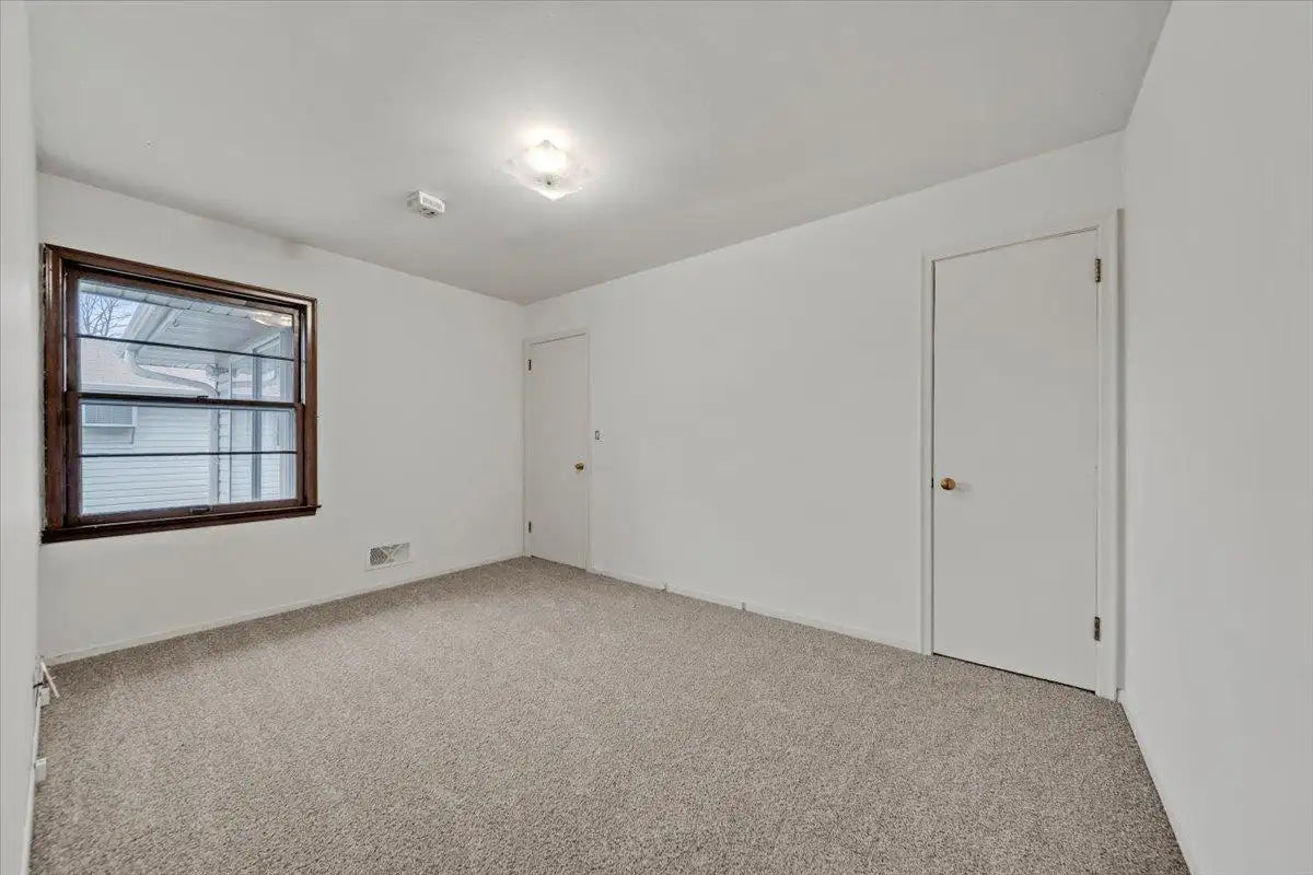 8800 Chicago Avenue, Bloomington, MN 55420