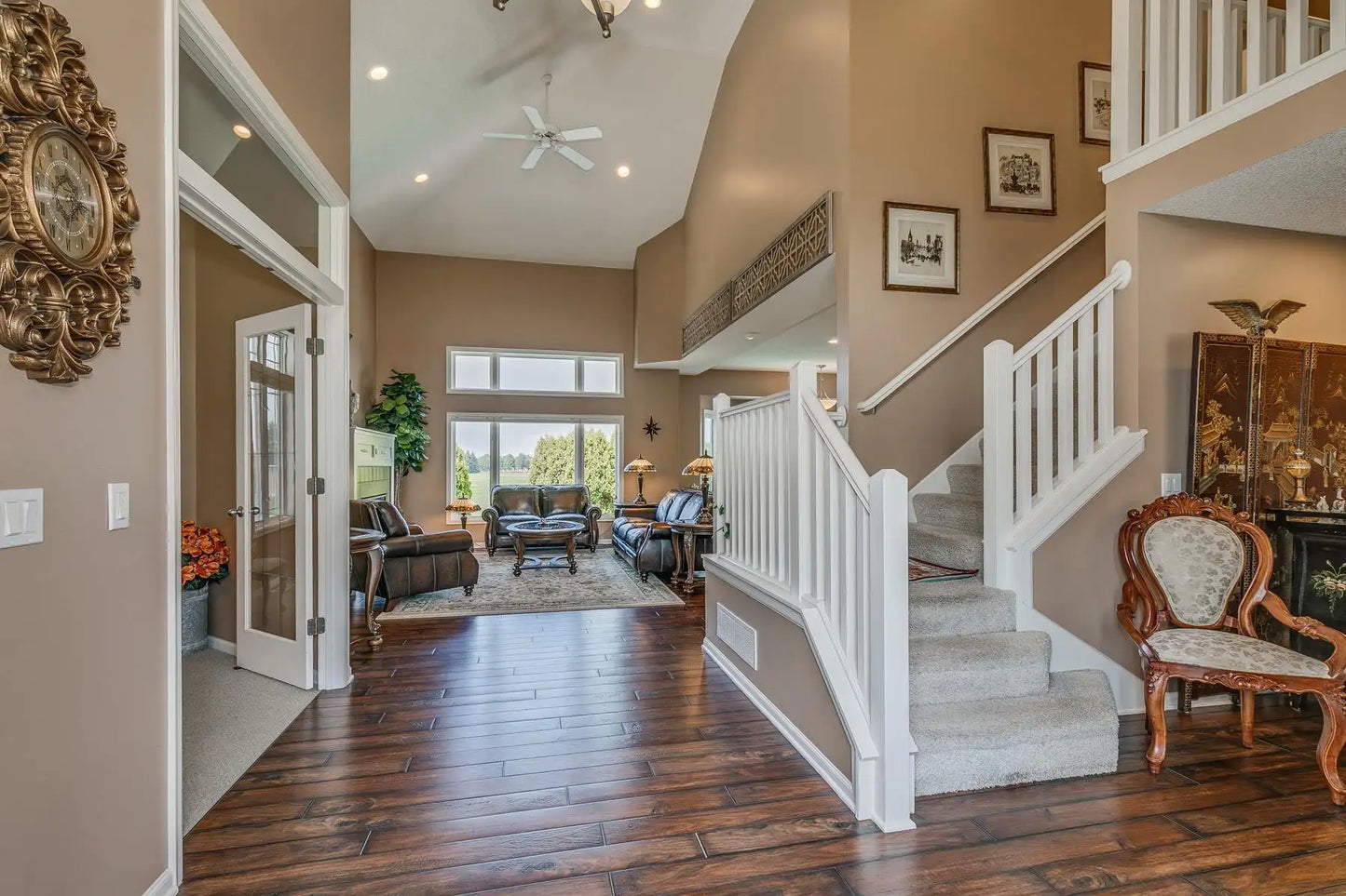 2692 Eagle Valley Drive, Woodbury, MN 55129