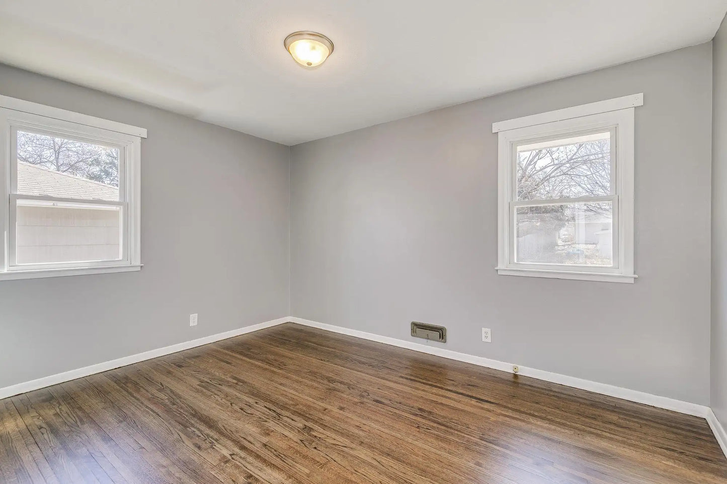 8033 Grafton Avenue, Cottage Grove, MN 55016