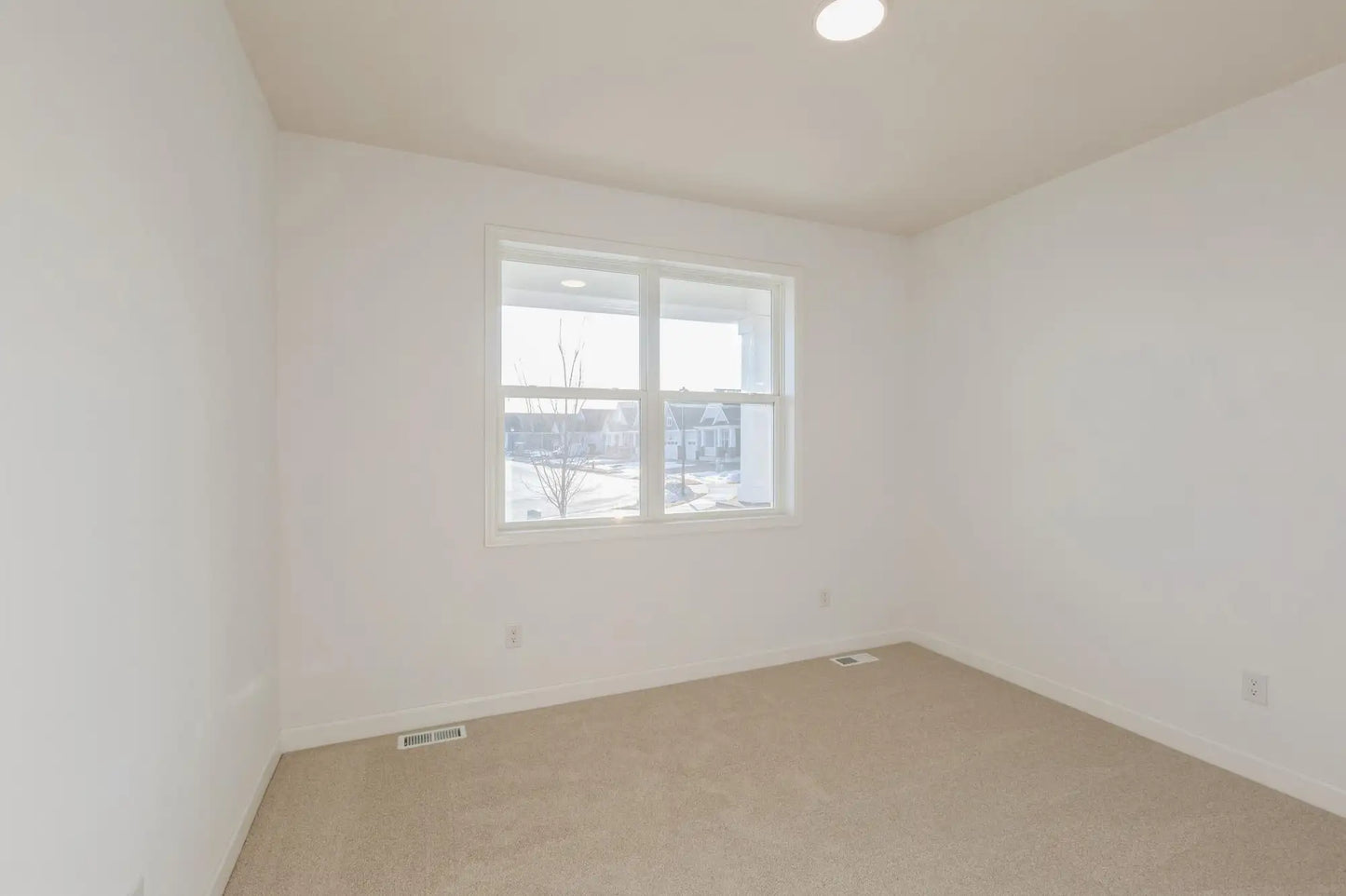20059 Gambit Pass, Lakeville, MN 55044