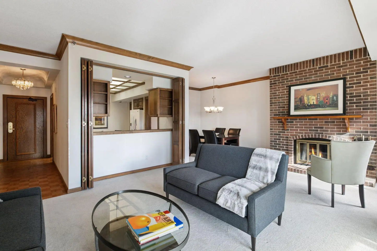 1235 Yale Place, Minneapolis, MN 55403