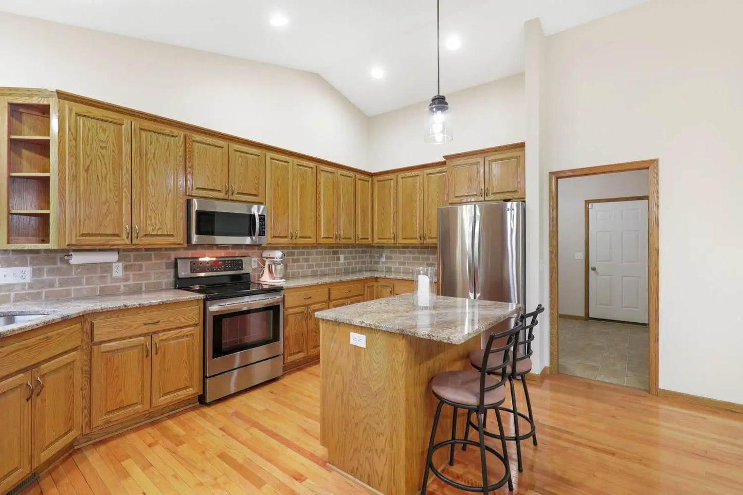 4870 Kaiser Avenue, Albertville, MN 55301
