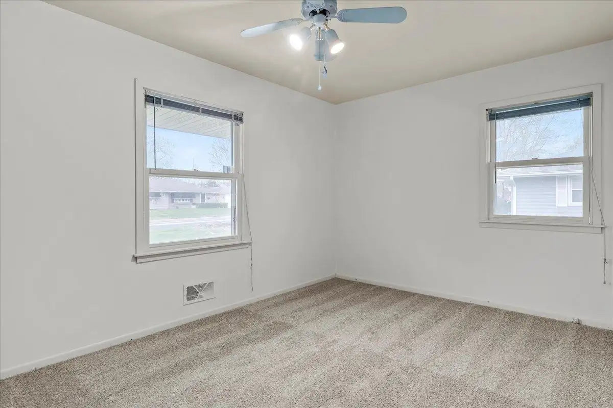 8800 Chicago Avenue, Bloomington, MN 55420