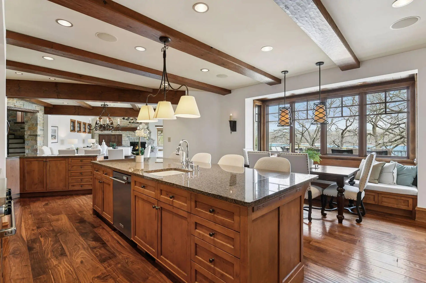 12535 Beach Circle, Eden Prairie, MN 55344