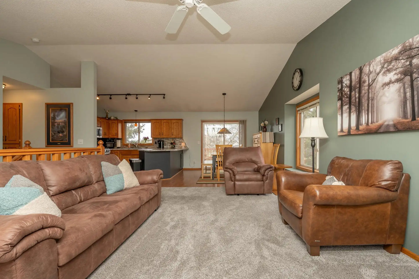 1326 Primrose Lane, Shakopee, MN 55379
