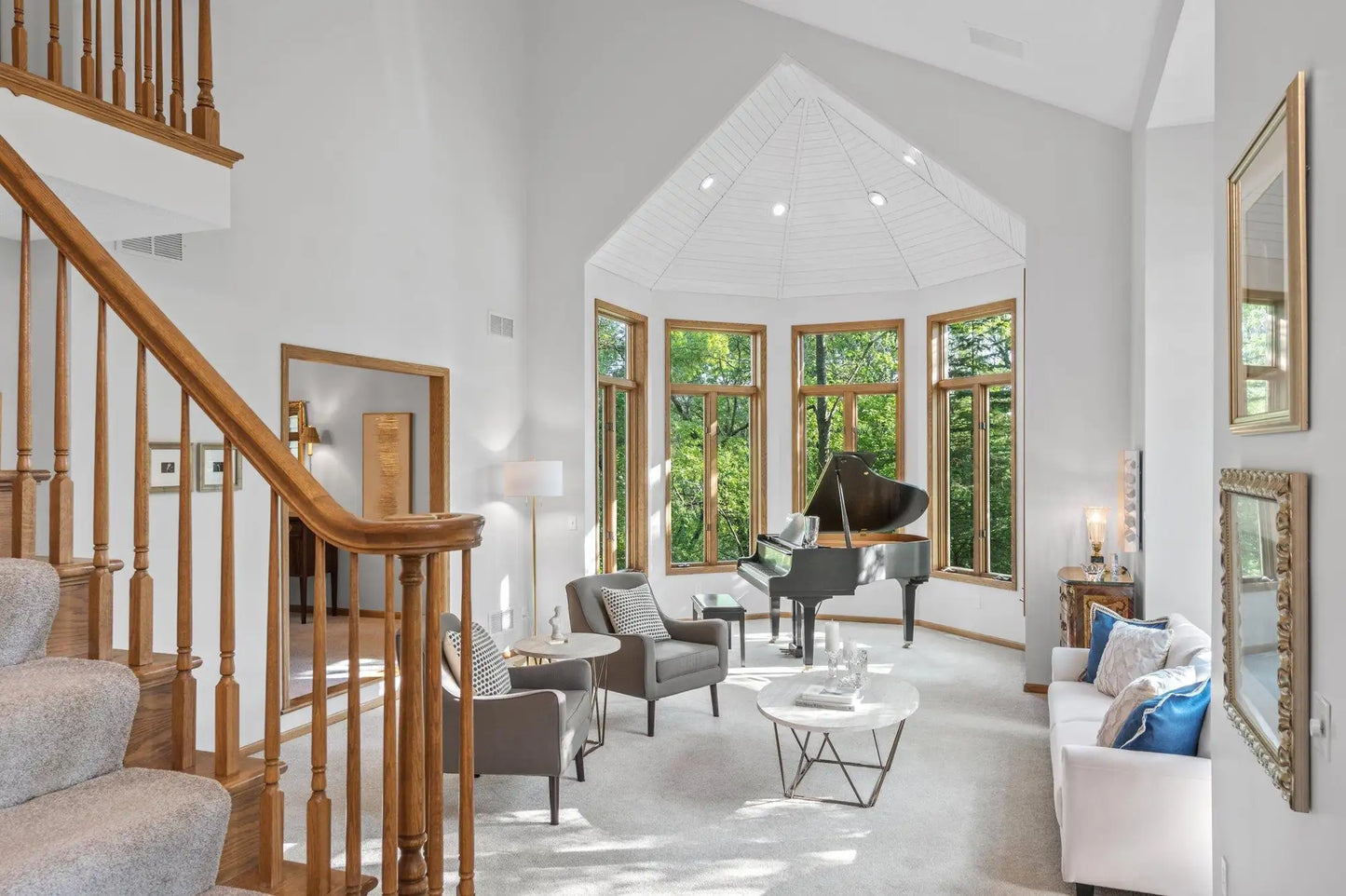 803 Promontory Place, Eagan, MN 55123