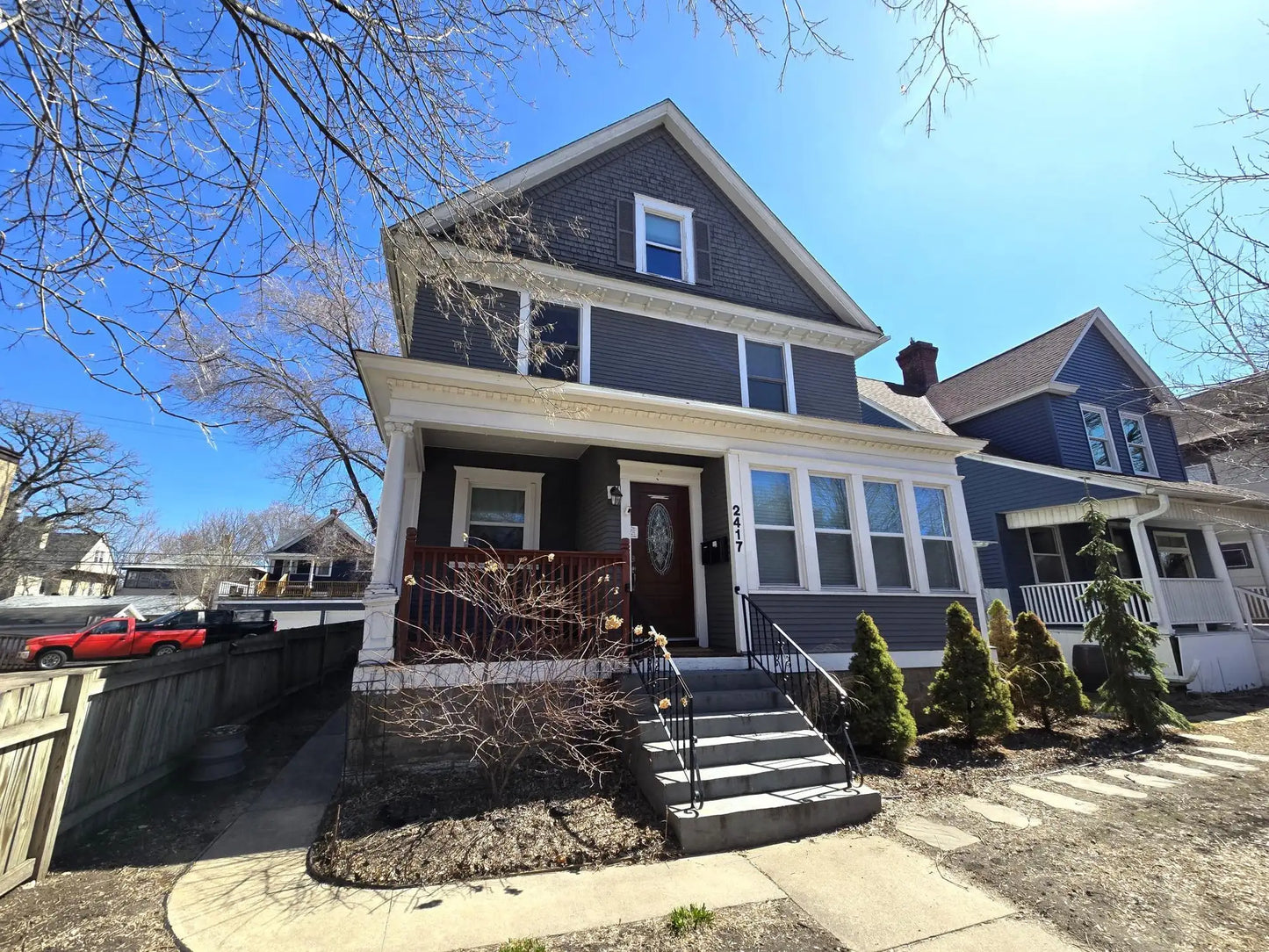 2417 Lyndale Avenue, Minneapolis, MN 55405