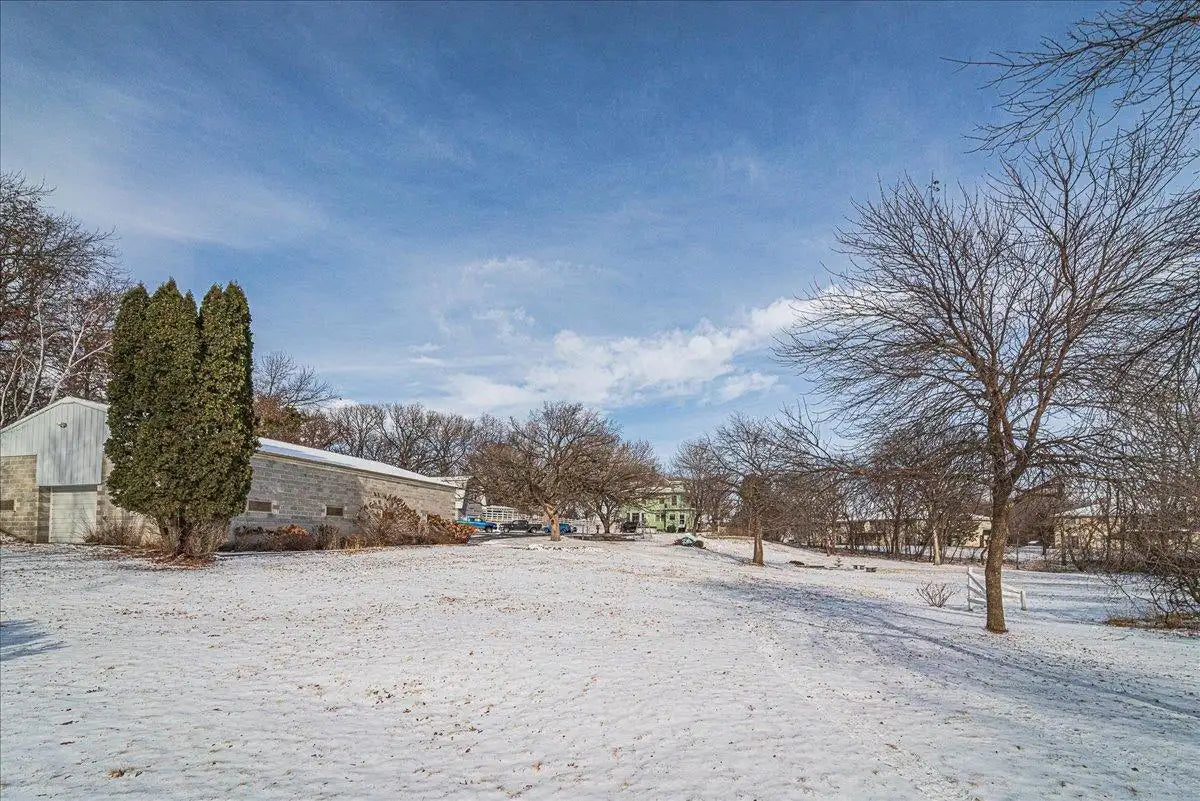 6050 Cahill Avenue, Inver Grove Heights, MN 55076