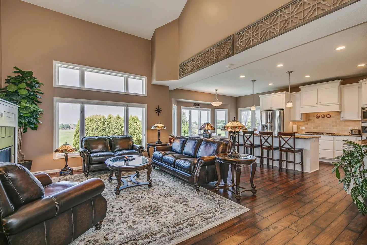 2692 Eagle Valley Drive, Woodbury, MN 55129
