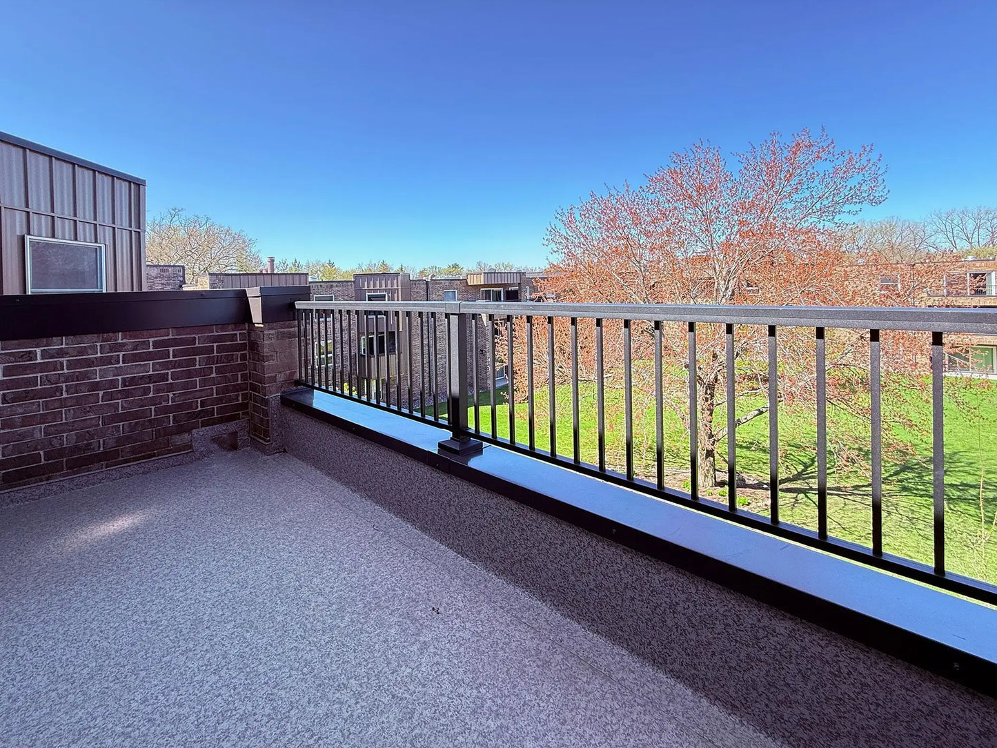 2220 Midland Grove Road, Roseville, MN 55113