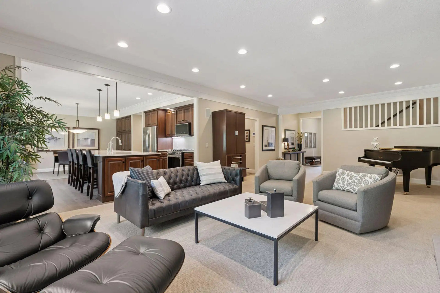 1182 Lexington Ridge Court, Eagan, MN 55123