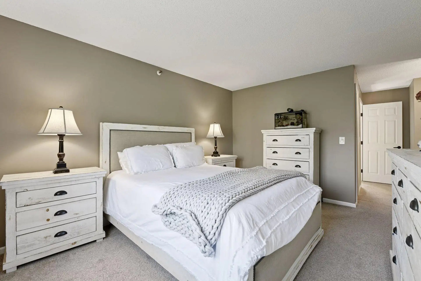 7618 York Avenue, Edina, MN 55435