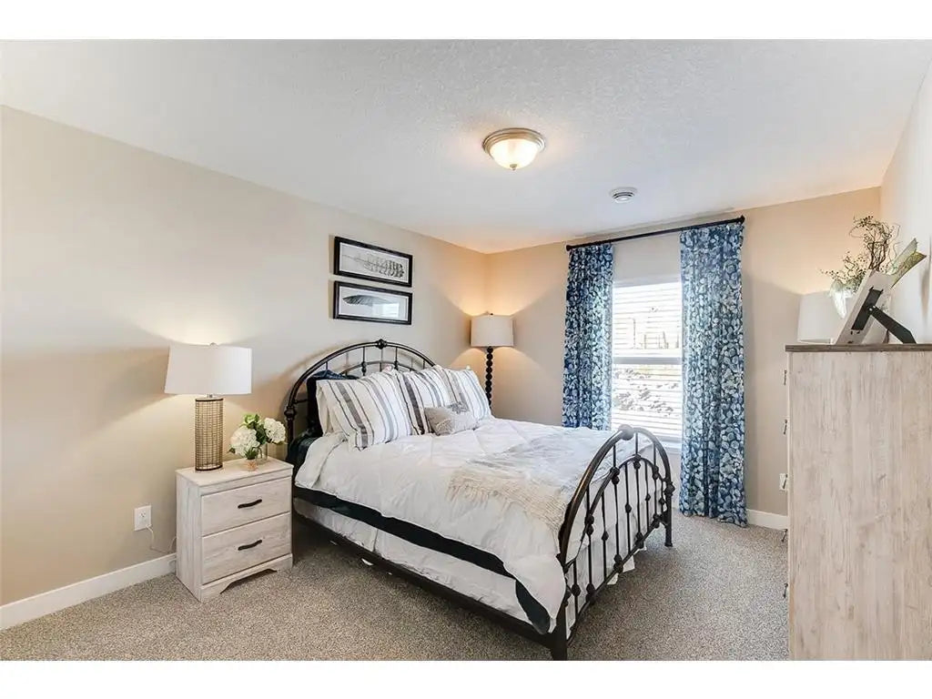 5179 Mustang Court, Woodbury, MN 55129