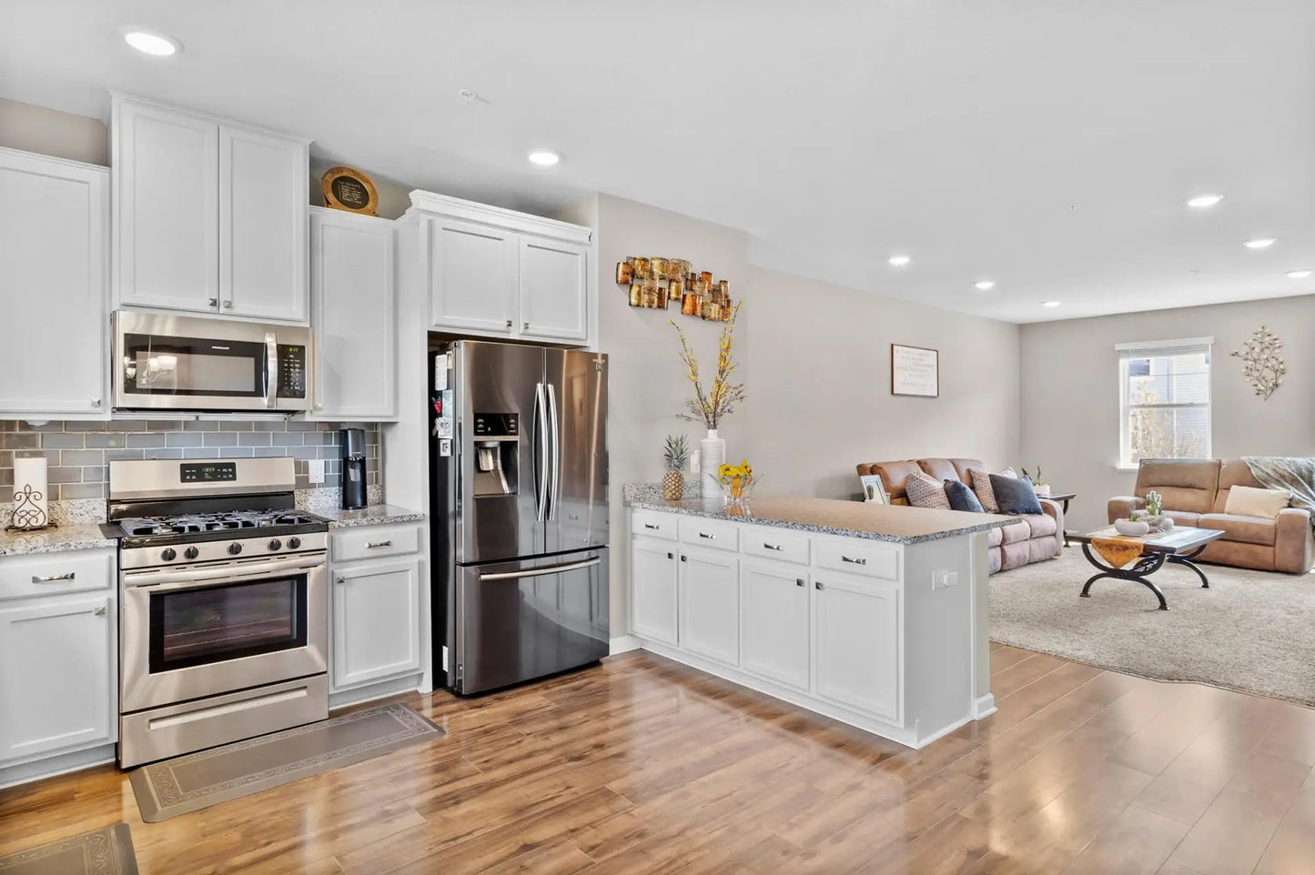 8758 Granite Lane, Woodbury, MN 55129