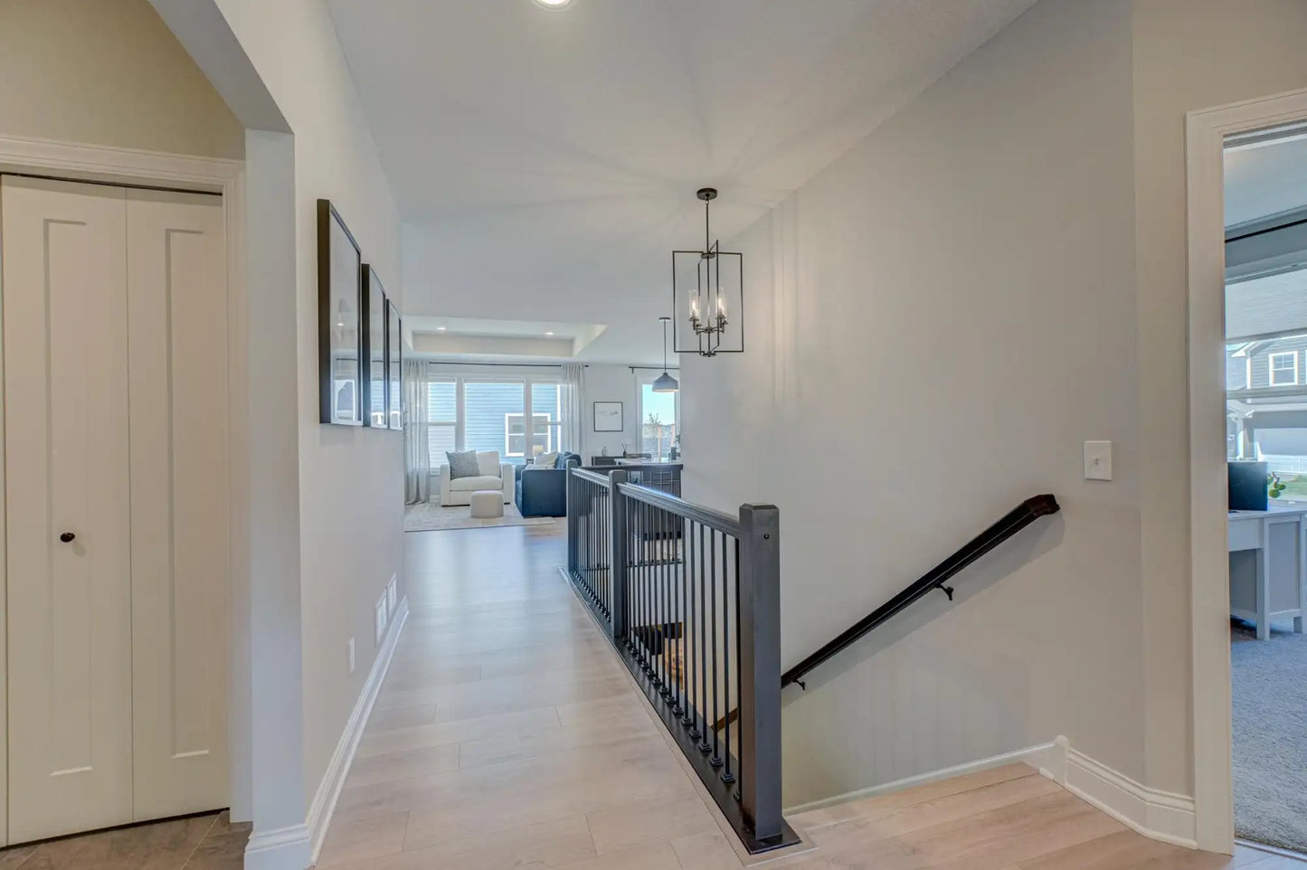4860 Briarcroft Lane, Woodbury, MN 55129
