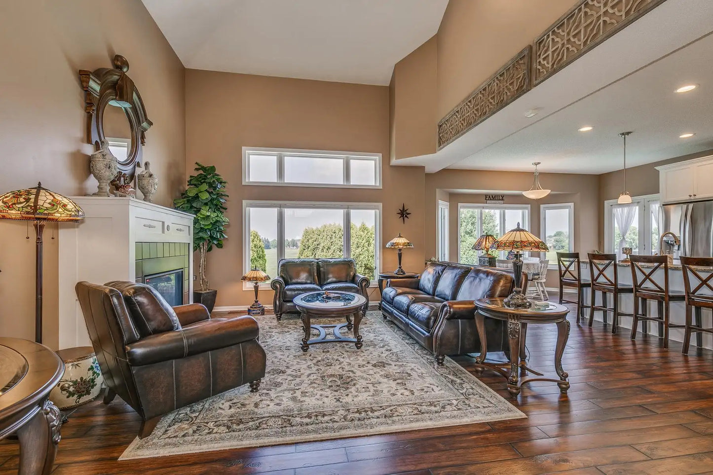 2692 Eagle Valley Drive, Woodbury, MN 55129
