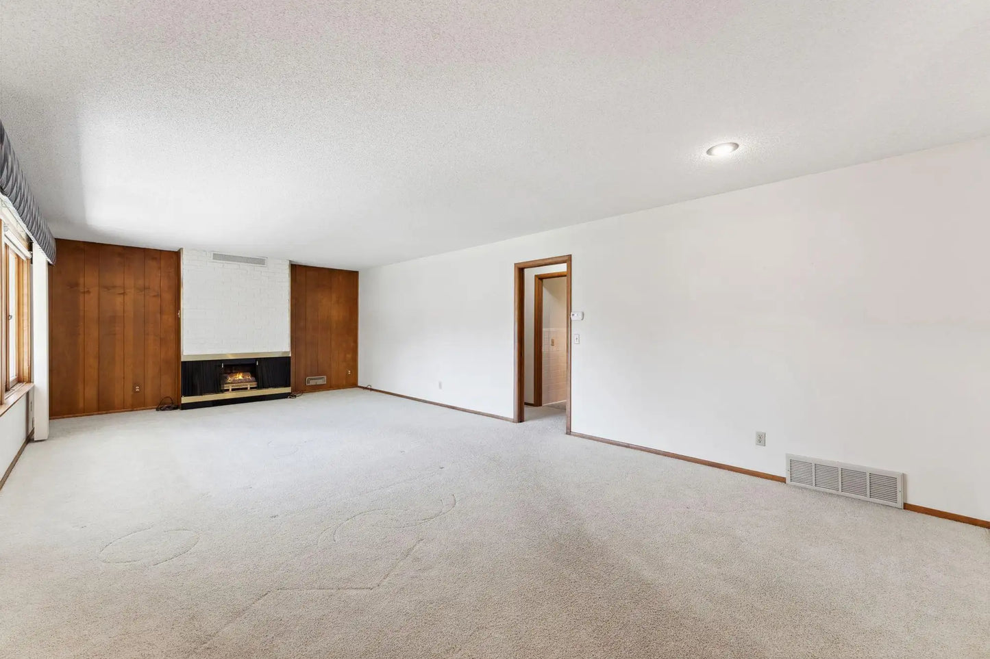 6612 41st Place, Crystal, MN 55427